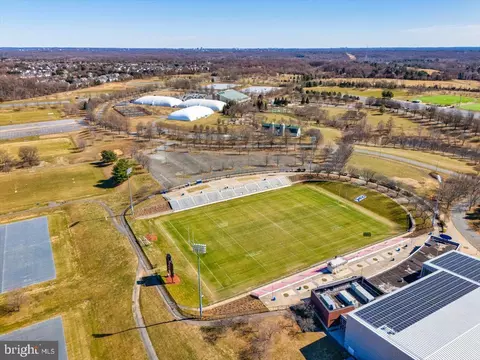 View/Area - 18602 Broken Oak Rd, Boyds, MD 20841 photo 8 of 13