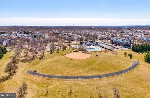 View/Area - 18602 Broken Oak Rd, Boyds, MD 20841 photo 5 of 13