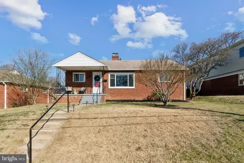 2421 Darrow St, Silver Spring, MD 20902