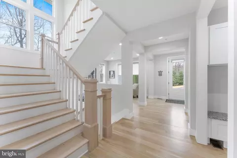 Entry Way - 10601 Greenacres Dr, Silver Spring, MD 20903 photo 7 of 13