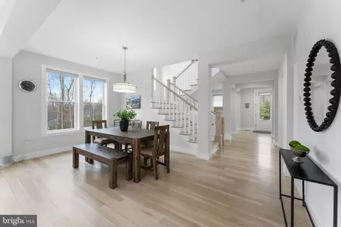 Entry Way - 10601 Greenacres Dr, Silver Spring, MD 20903 photo 4 of 13