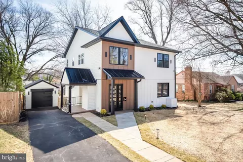 1612 Noyes Dr, Silver Spring, MD 20910