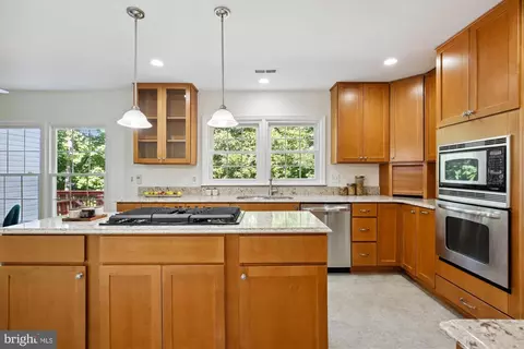 1729 Hutchinson Ln, Silver Spring, MD 20906 photo 13