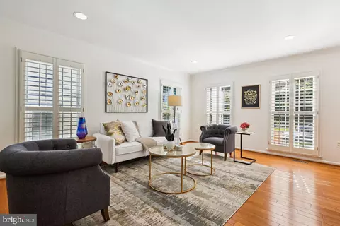1729 Hutchinson Ln, Silver Spring, MD 20906 photo 4