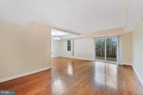 10867 Bucknell Dr #52, Silver Spring, MD 20902 photo 15
