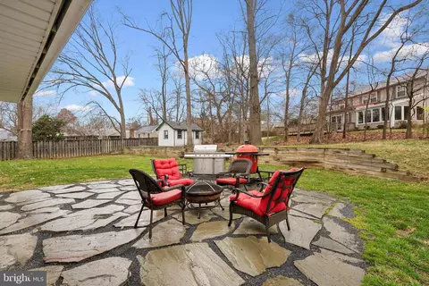 3011 Bluff Point Ln, Silver Spring, MD 20906 photo 4