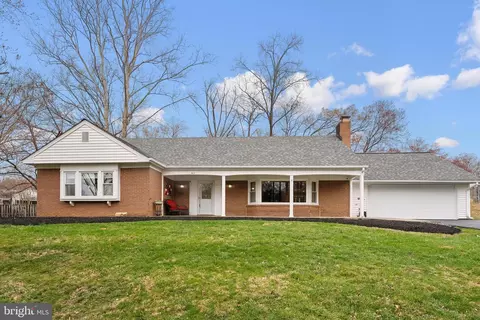 3011 Bluff Point Ln, Silver Spring, MD 20906 photo 2