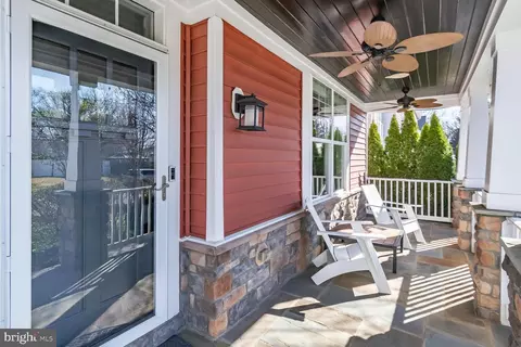 Exterior - 2107 Ellis St, Silver Spring, MD 20910 photo 3 of 8