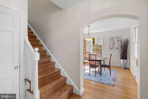 420 Greenbrier Dr, Silver Spring, MD 20910 photo 12