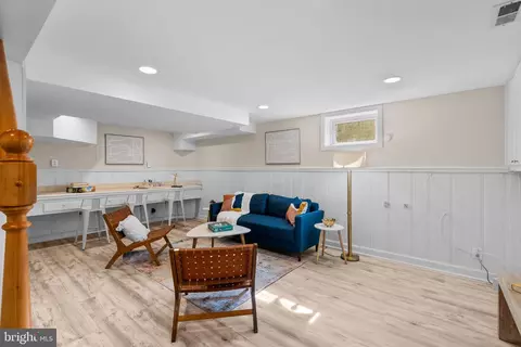 420 Greenbrier Dr, Silver Spring, MD 20910 photo 33