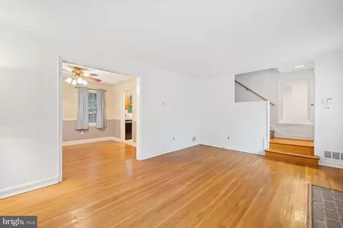 Living - 10402 Hayes Ave, Silver Spring, MD 20902 photo 1 of 3