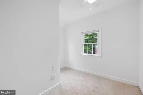 Bedroom - 10402 Hayes Ave, Silver Spring, MD 20902 photo 3 of 7