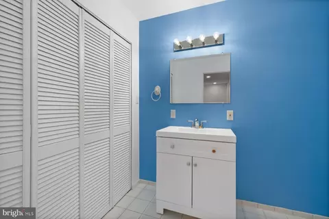 Bath - 10402 Hayes Ave, Silver Spring, MD 20902 photo 1 of 2