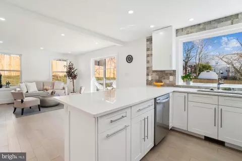 10011 Sidney Rd, Silver Spring, MD 20901 photo 13