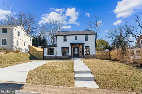 10011 Sidney Rd, Silver Spring, MD 20901 photo 2