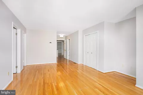 2212 Blue Valley Dr, Silver Spring, MD 20904 photo 38