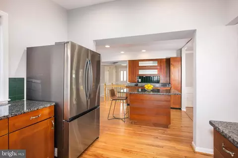 2212 Blue Valley Dr, Silver Spring, MD 20904 photo 18