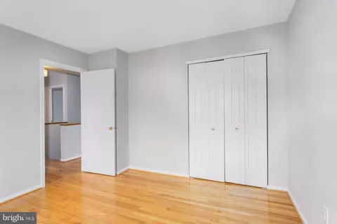 2212 Blue Valley Dr, Silver Spring, MD 20904 photo 33