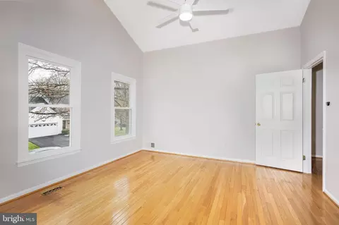 2212 Blue Valley Dr, Silver Spring, MD 20904 photo 46