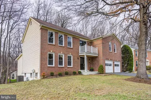 2212 Blue Valley Dr, Silver Spring, MD 20904 photo 6