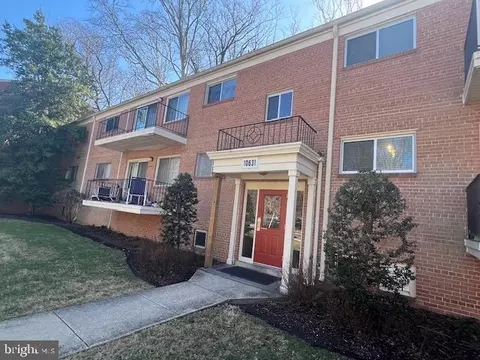 10631 Weymouth St #3, Bethesda, MD 20814