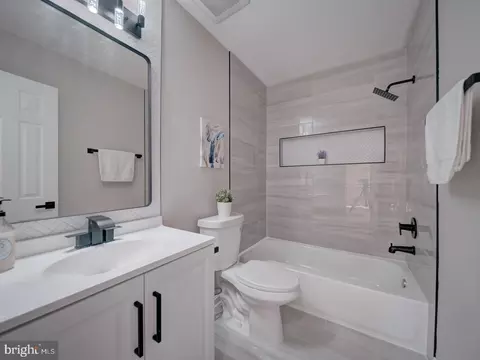 Bath - Undisclosed, Silver Spring, MD 20906 photo 5 of 9