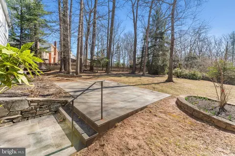 Exterior - 212 Eldrid Dr, Silver Spring, MD 20904 photo 3 of 10