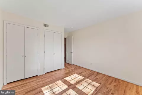 Bedroom - 212 Eldrid Dr, Silver Spring, MD 20904 photo 3 of 8