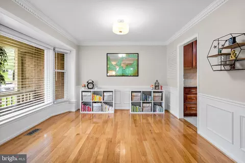 2015 Hickory Hill Ln, Silver Spring, MD 20906 photo 9