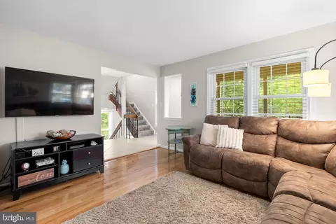 2015 Hickory Hill Ln, Silver Spring, MD 20906 photo 7