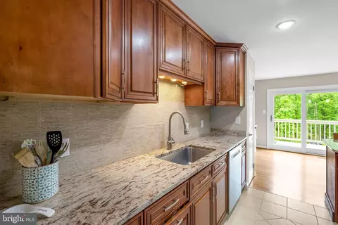 2015 Hickory Hill Ln, Silver Spring, MD 20906 photo 16
