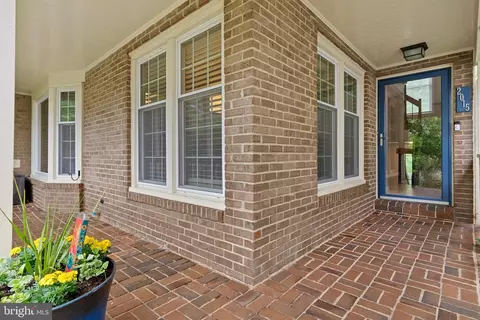 2015 Hickory Hill Ln, Silver Spring, MD 20906 photo 4