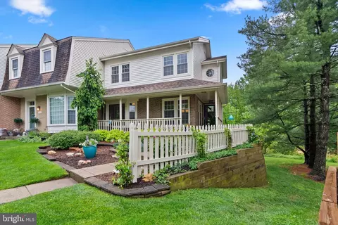2015 Hickory Hill Ln, Silver Spring, MD 20906 photo 2