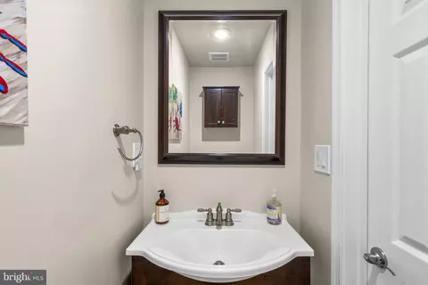 2015 Hickory Hill Ln, Silver Spring, MD 20906 photo 19