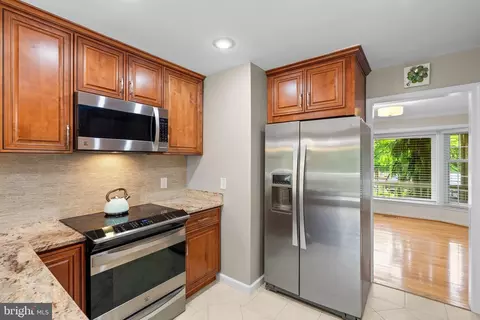 2015 Hickory Hill Ln, Silver Spring, MD 20906 photo 14