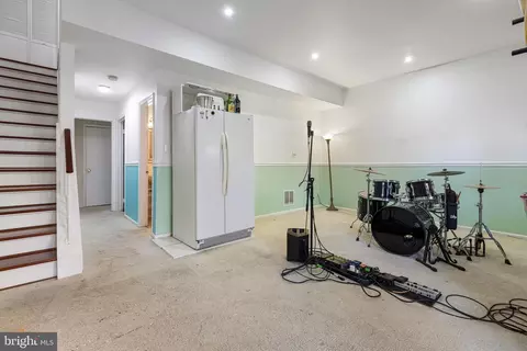 Entry Way - 3121 Beaverwood Ln, Silver Spring, MD 20906 photo 6 of 6