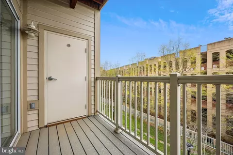 Exterior - 8045 Newell St #319, Silver Spring, MD 20910 photo 1 of 15