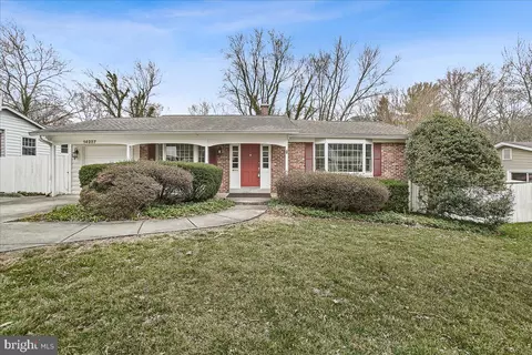 14237 Briarwood Ter, Rockville, MD 20853