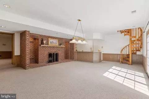 Living - 14910 Spring Meadows Dr, Darnestown, MD 20874 photo 11 of 12