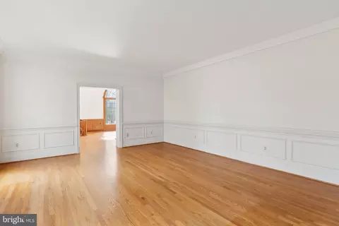 Living - 14910 Spring Meadows Dr, Darnestown, MD 20874 photo 6 of 12