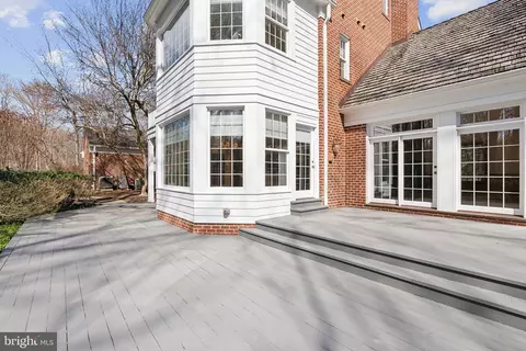 Exterior - 14910 Spring Meadows Dr, Darnestown, MD 20874 photo 4 of 11