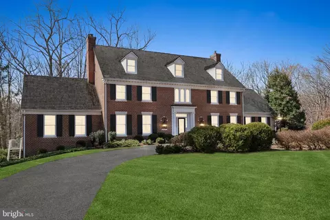 Exterior - 14910 Spring Meadows Dr, Darnestown, MD 20874 photo 9 of 11