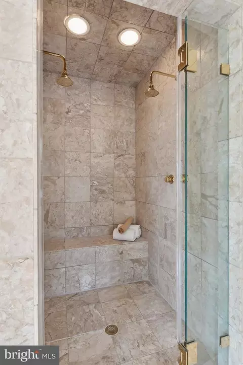 Bath - 14910 Spring Meadows Dr, Darnestown, MD 20874 photo 3 of 7