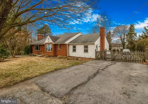 26000 Ridge Rd, Damascus, MD 20872