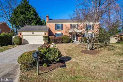 10806 Hob Nail Ct, Potomac, MD 20854