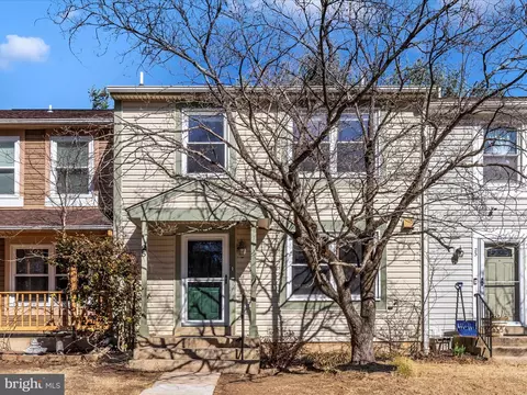 25 Wheatfield Ct, Gaithersburg, MD 20879