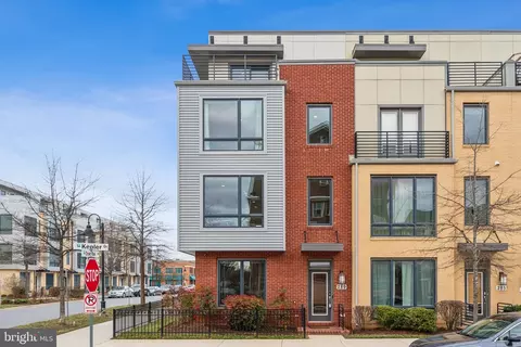 289 Kepler Dr, Gaithersburg, MD 20878