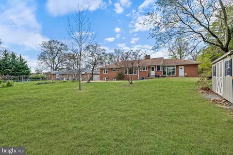 Exterior - 304 Southwest Dr, Silver Spring, MD 20901 photo 5 of 6