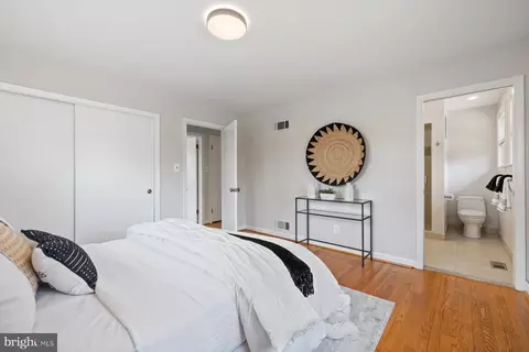 Bedroom - 304 Southwest Dr, Silver Spring, MD 20901 photo 3 of 7