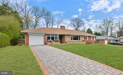 304 Southwest Dr, Silver Spring, MD 20901